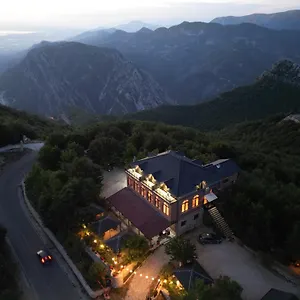dusha-at-krujas-mountain.albaniahotels.net/